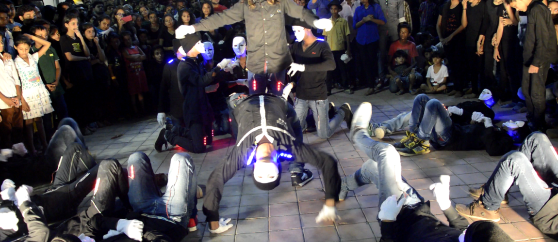 STREET SHOW